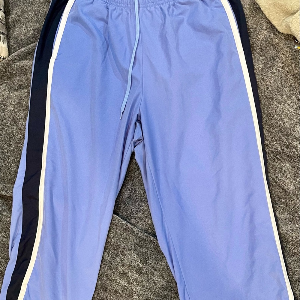 Nike cropped pants